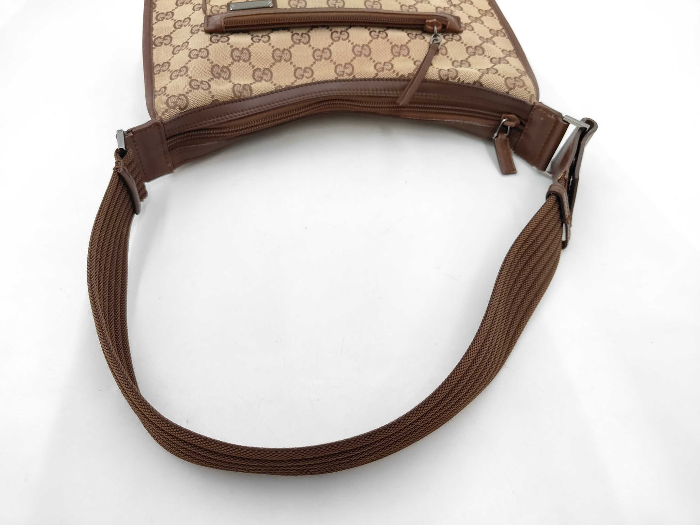 GUCCI 001 4198 GG Canvas Shoulder Bag