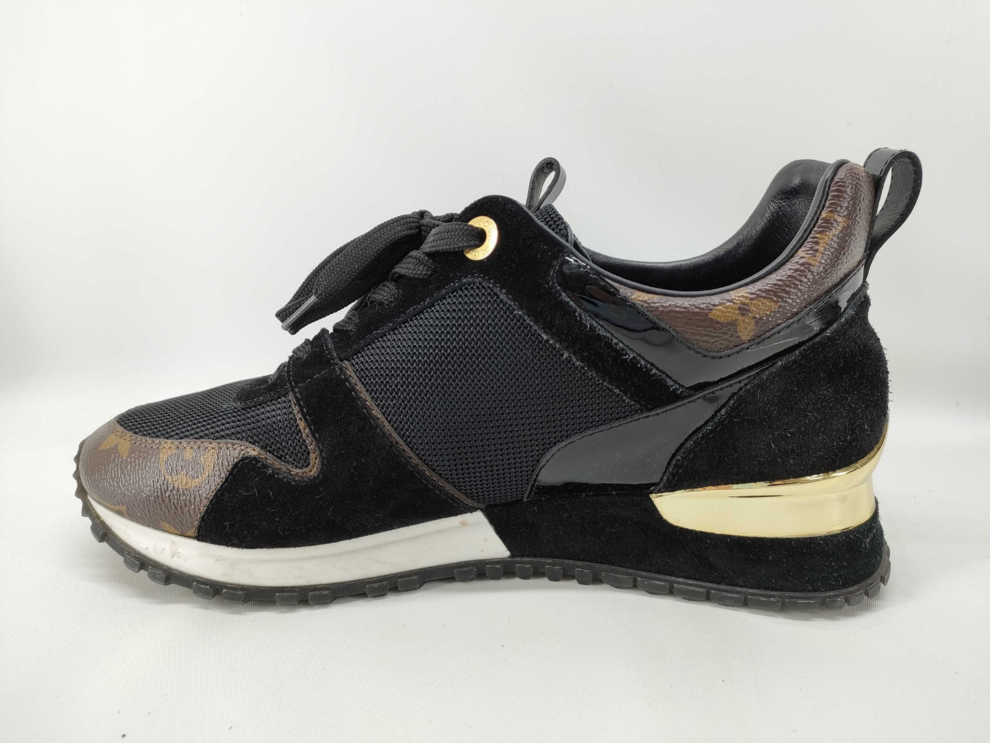 LOUIS VUITTON Monogram Louis Vuitton Runway Sneakers