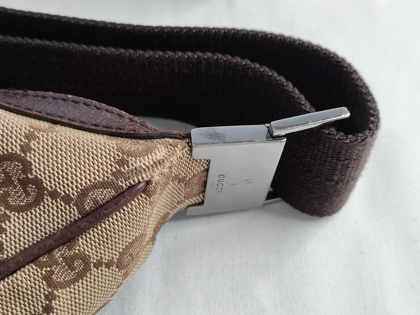 GUCCI GG Canvas Shoulder Bag Gucci GUCCI GG Canvas Shoulder Bag