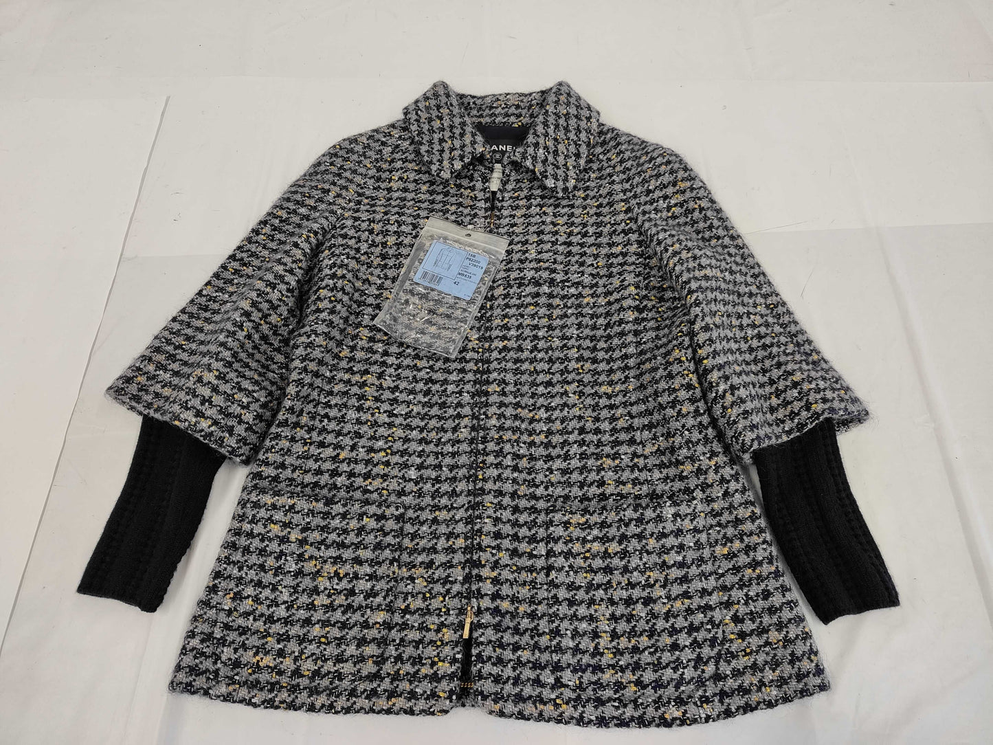 CHANEL CHANEL 15B Jacket P52200V39019 Size 42 Jacket