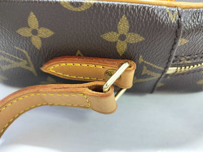 LOUIS VUITTON Monogram Shoulder Bag Shoulder Bag