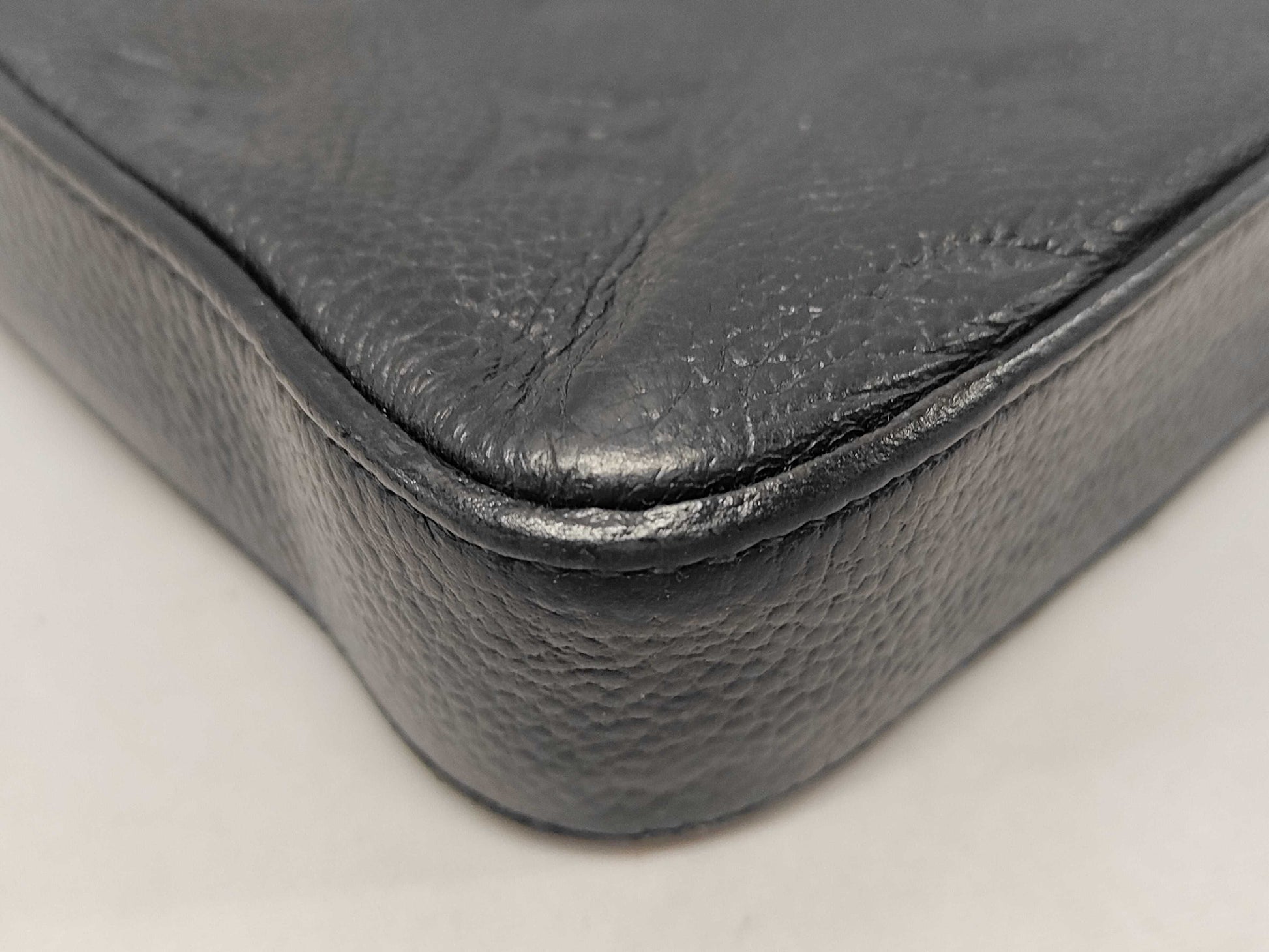 LOUIS VUITTON Monogram Empreinte Pochette Felicie M64064 NZ1138 Black Shoulder Bag