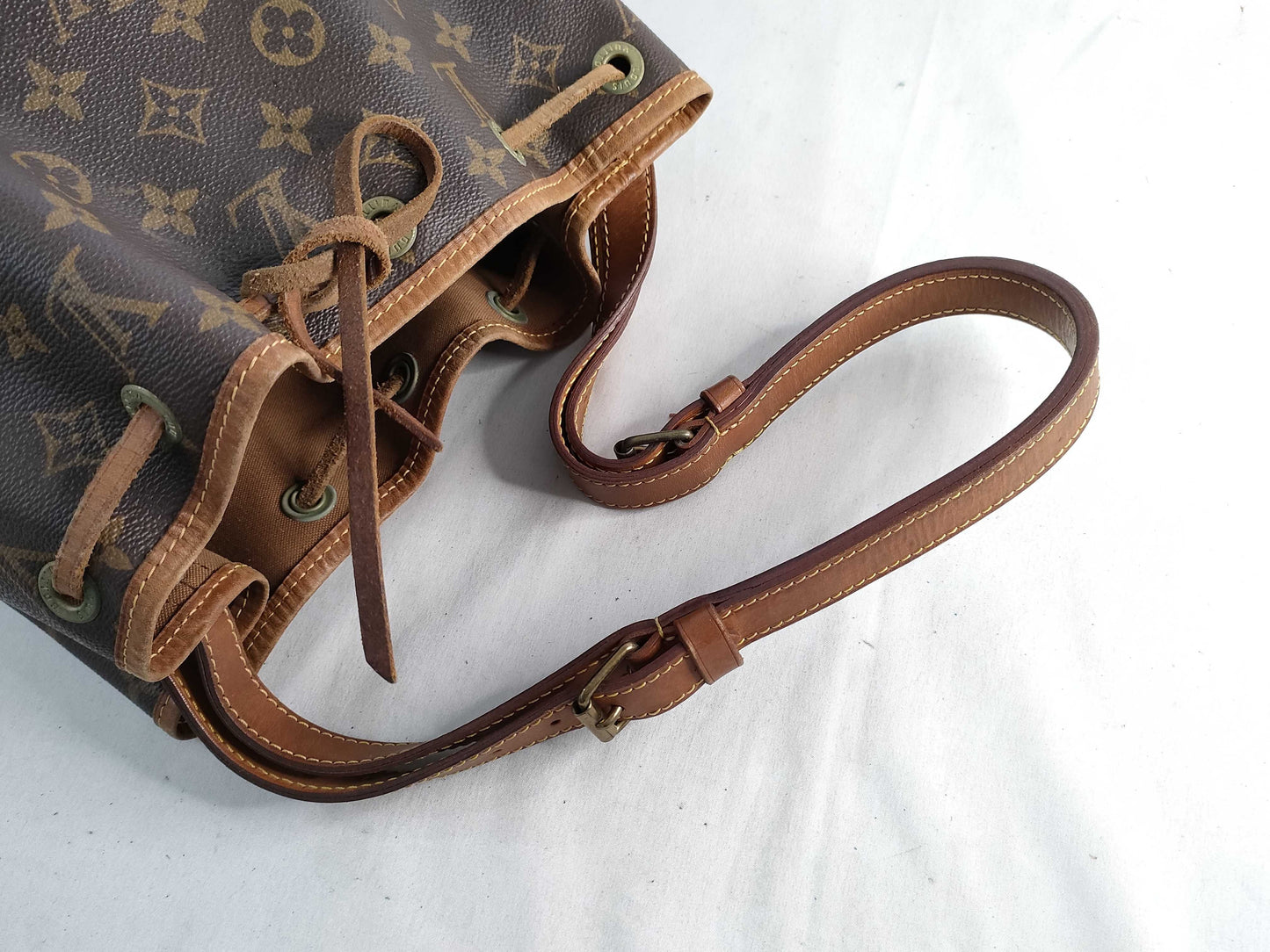 LOUIS VUITTON Monogram Noe Shoulder Bag