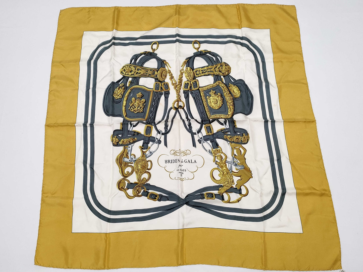 HERMES Carre Hermes Carre Scarf
