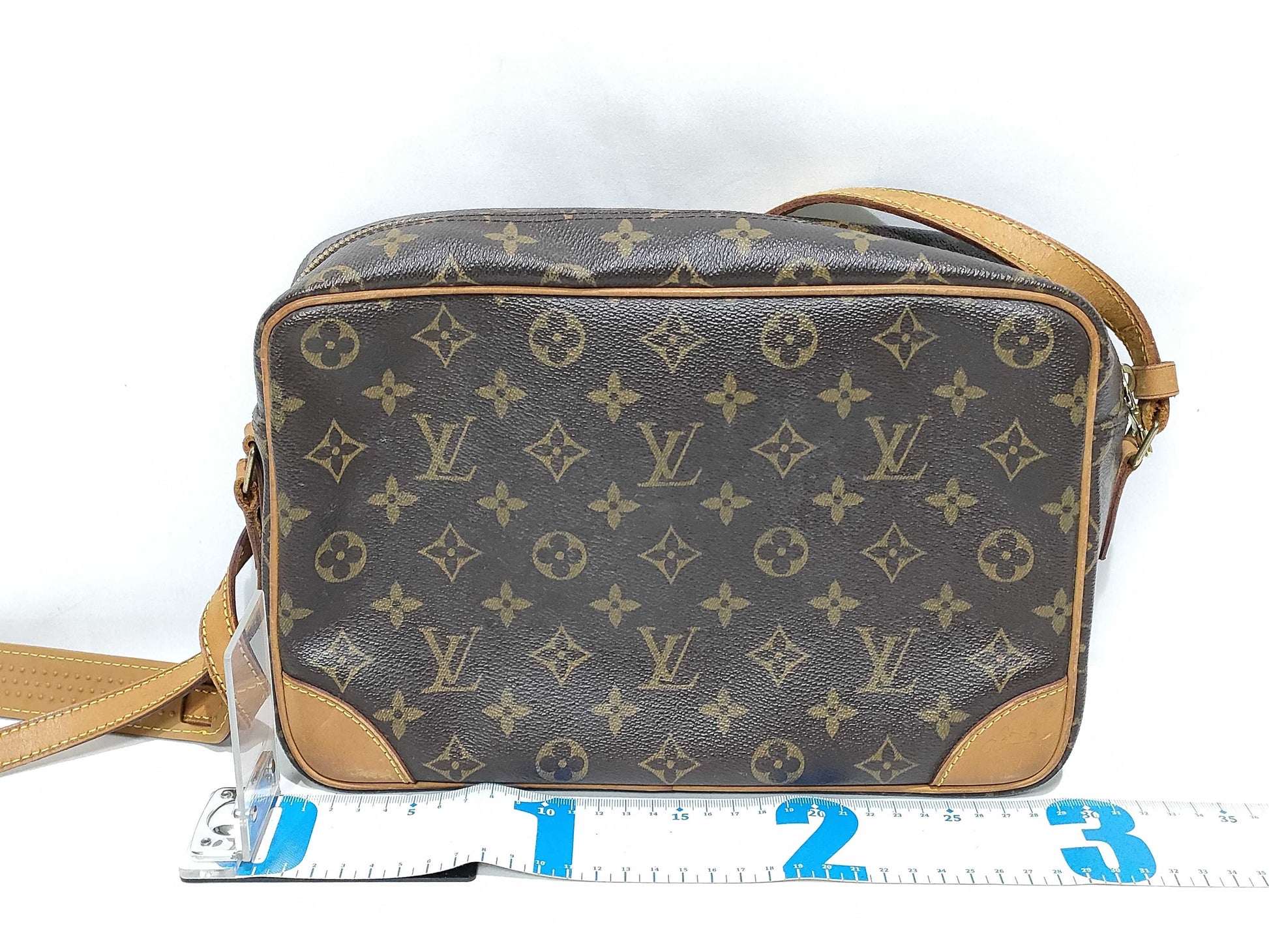 LOUIS VUITTON Monogram Trocadero Shoulder Bag
