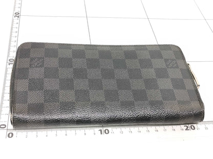 LOUIS VUITTON Damier Zippy Organizer Wallet