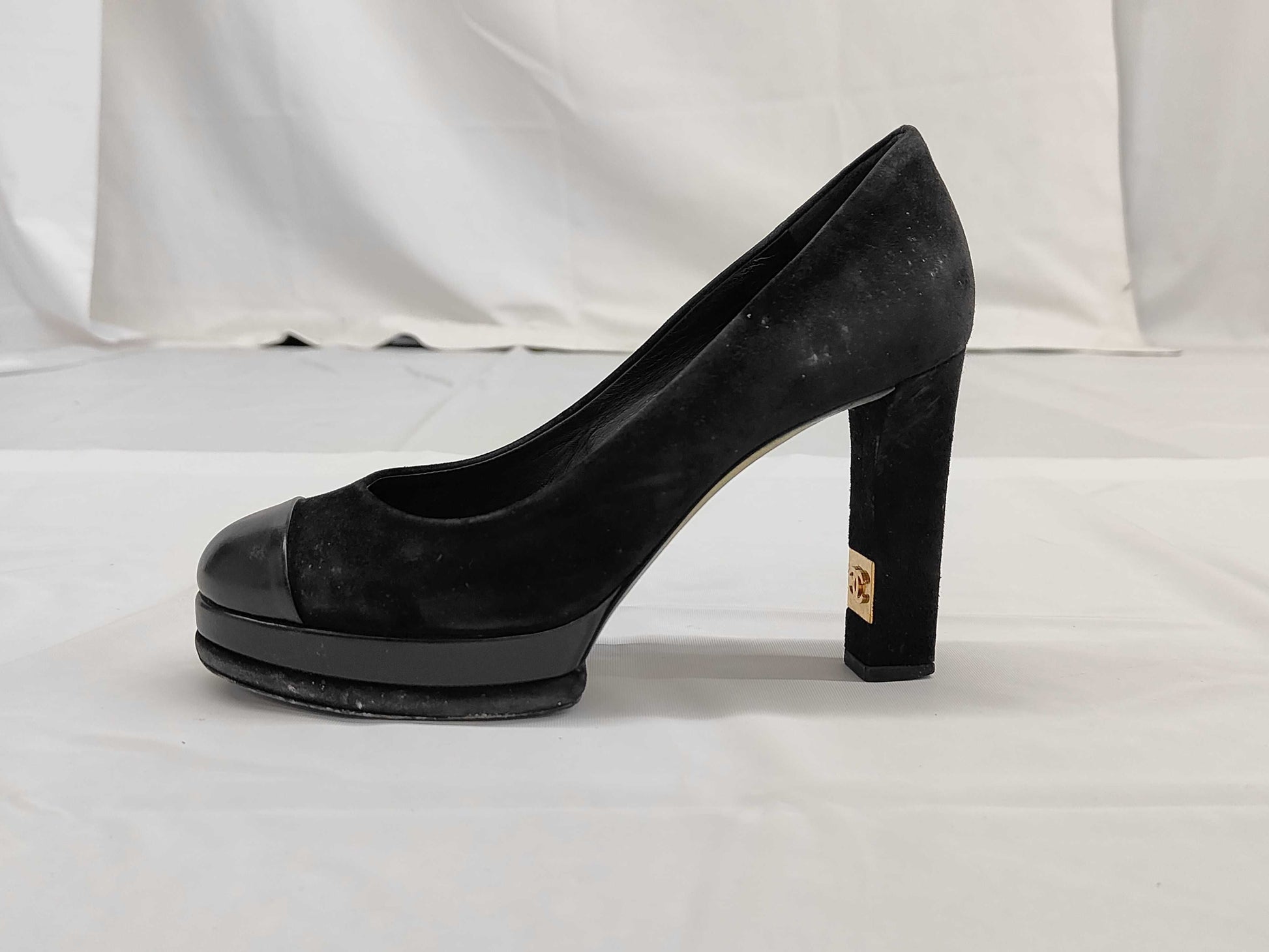 CHANEL Chanel size 36 pumps