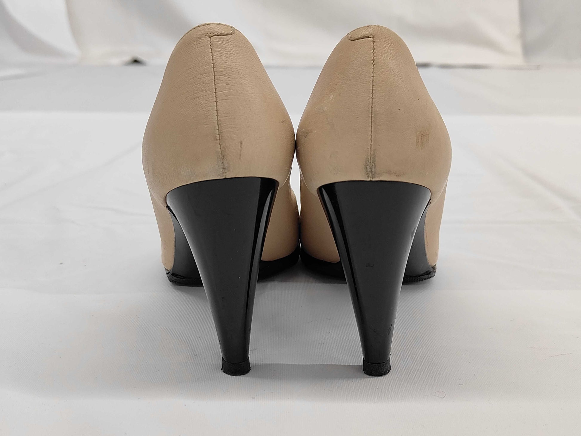 CHANEL Chanel size 35C pumps