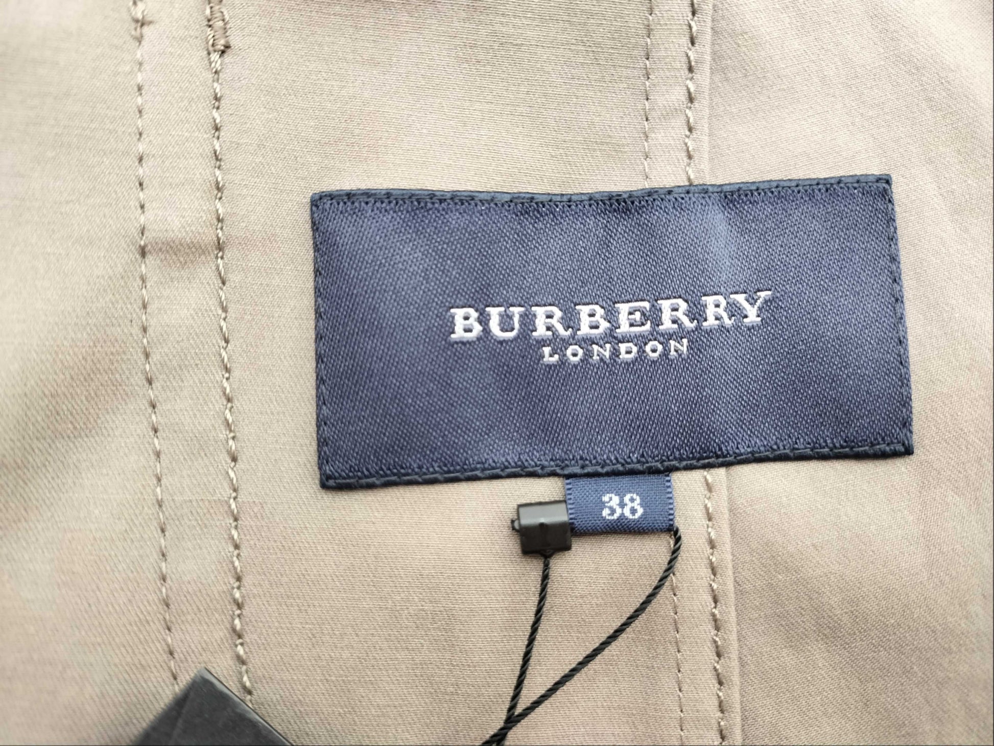 BURBERRY bb jacket