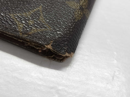 LOUIS VUITTON Monogram Bifold Wallet