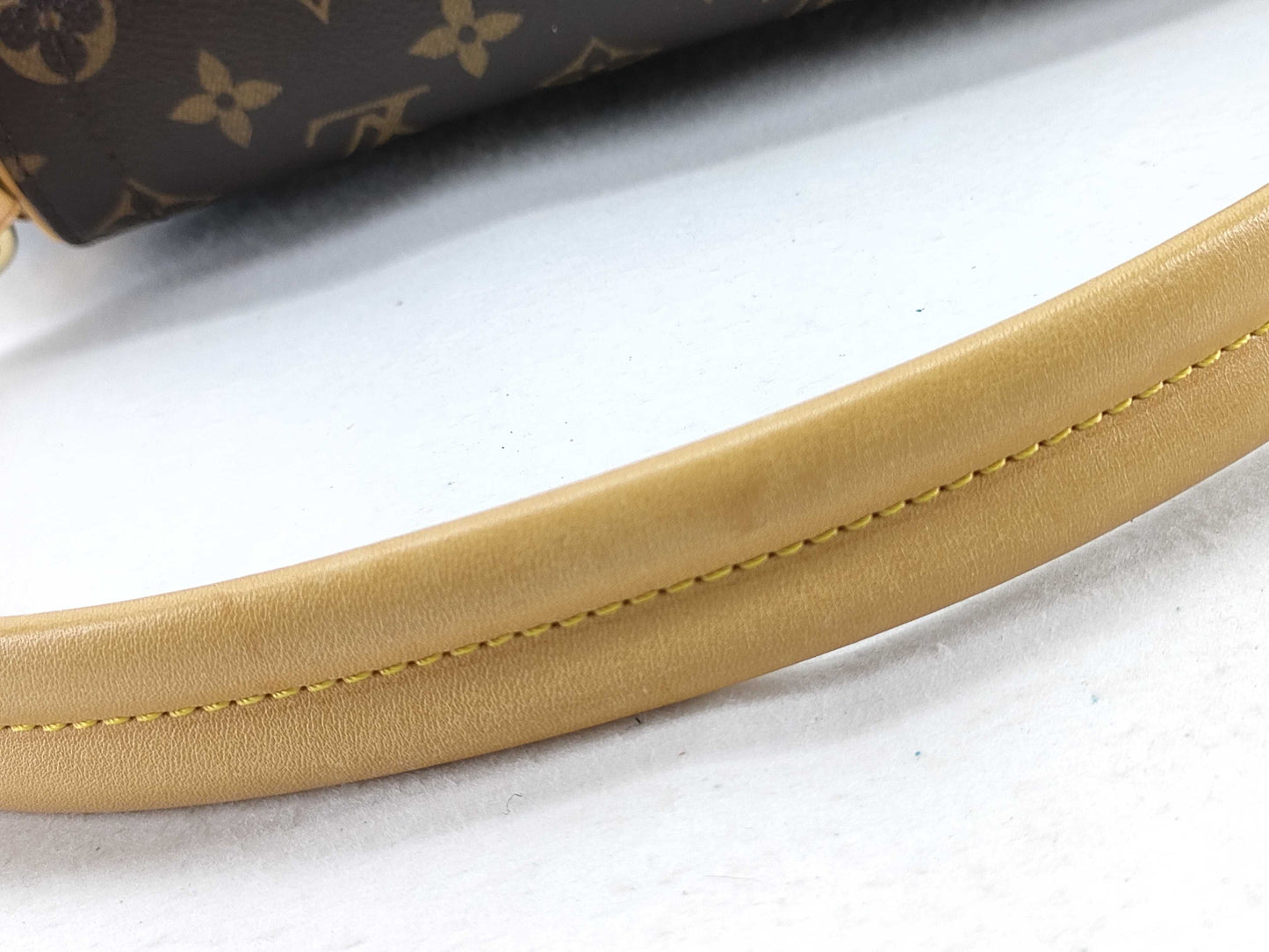 LOUIS VUITTON Monogram Beverly Shoulder Bag