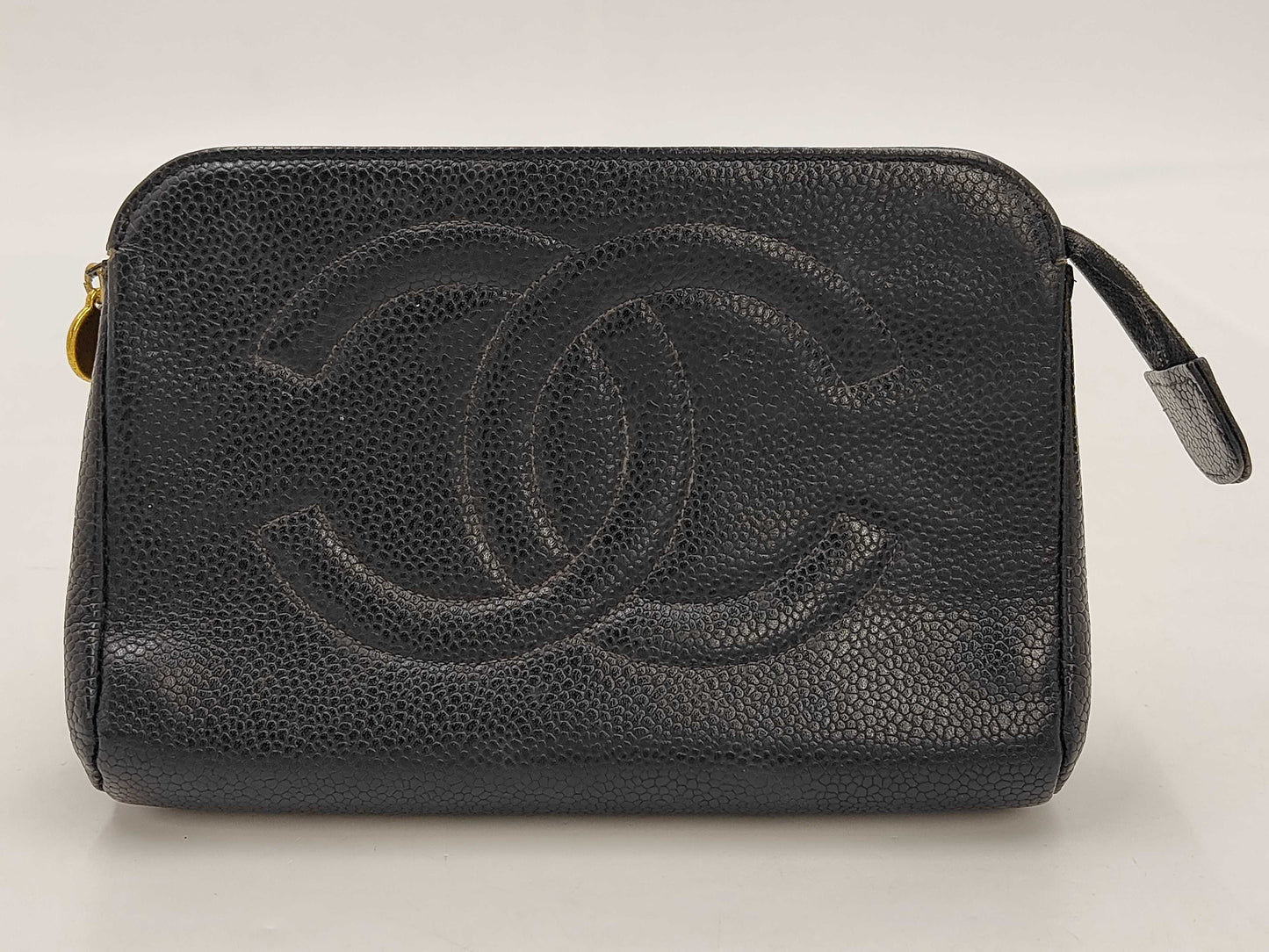 CHANEL Caviar Skin Pouch