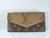 LOUIS VUITTON Monogram LV M80726 Portefeuille Sarah Monogram Giant Wallet