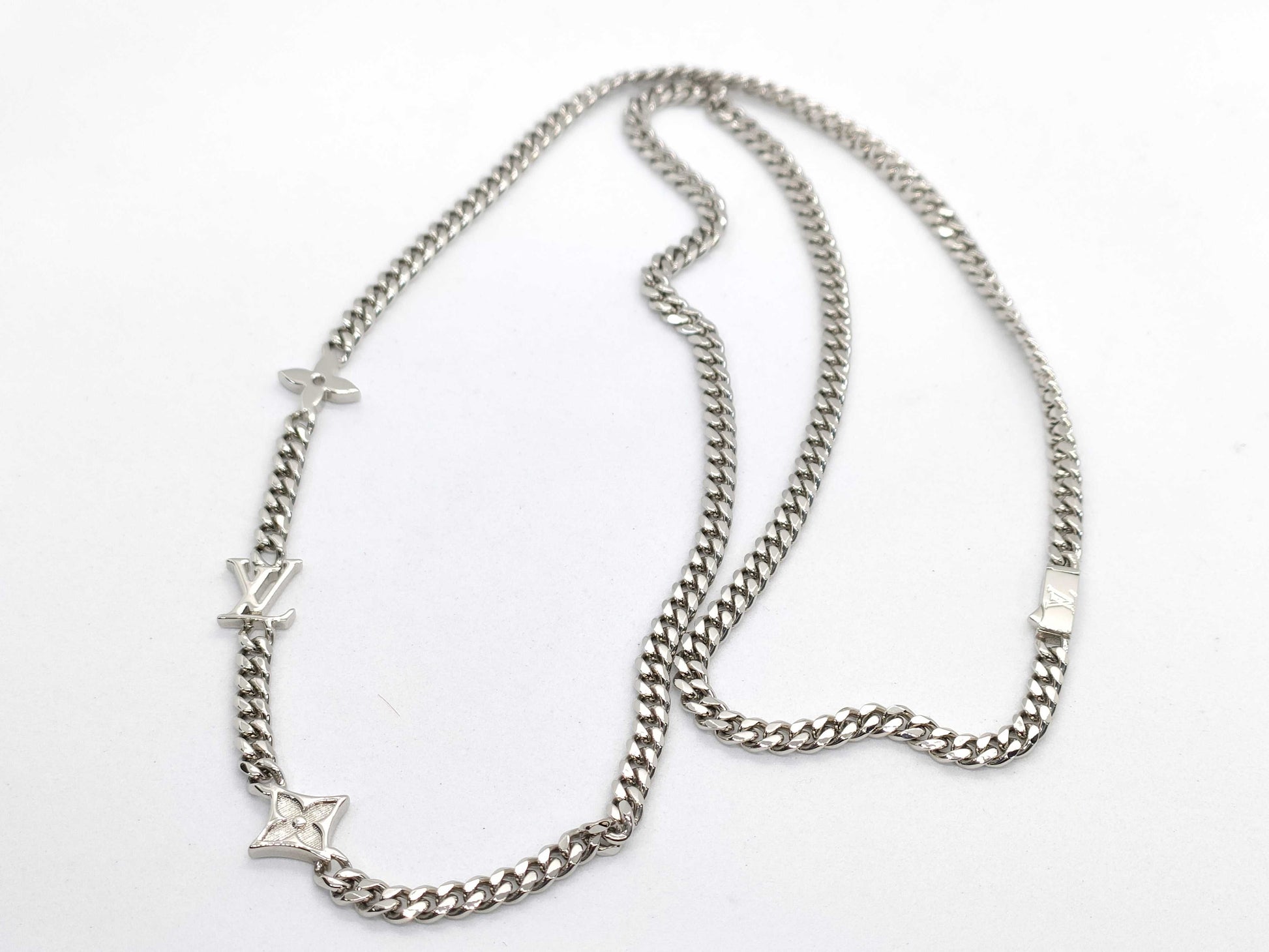 LOUIS VUITTON LV M01490 Necklace Monogram Row Necklace