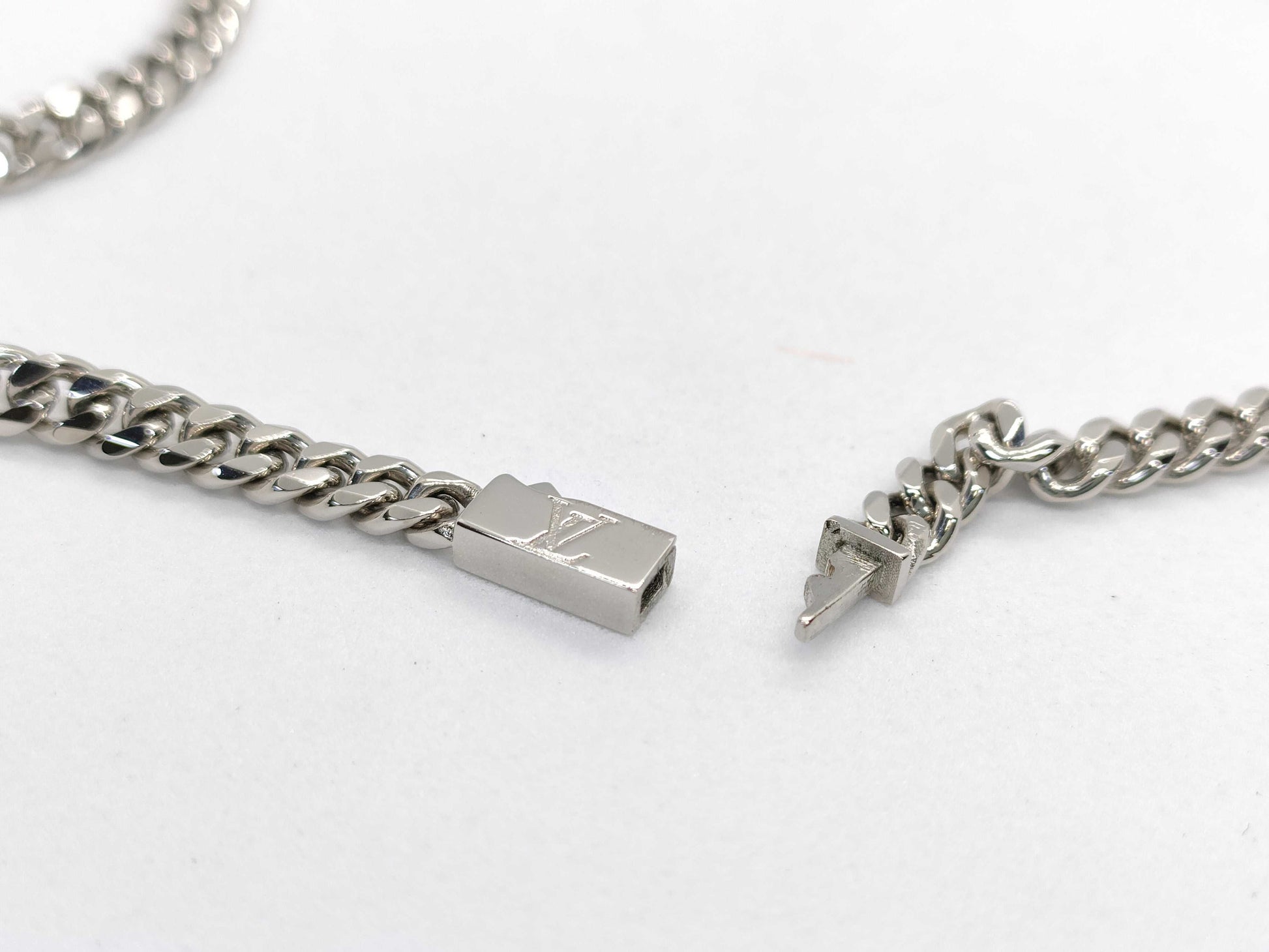 LOUIS VUITTON LV M01490 Necklace Monogram Row Necklace