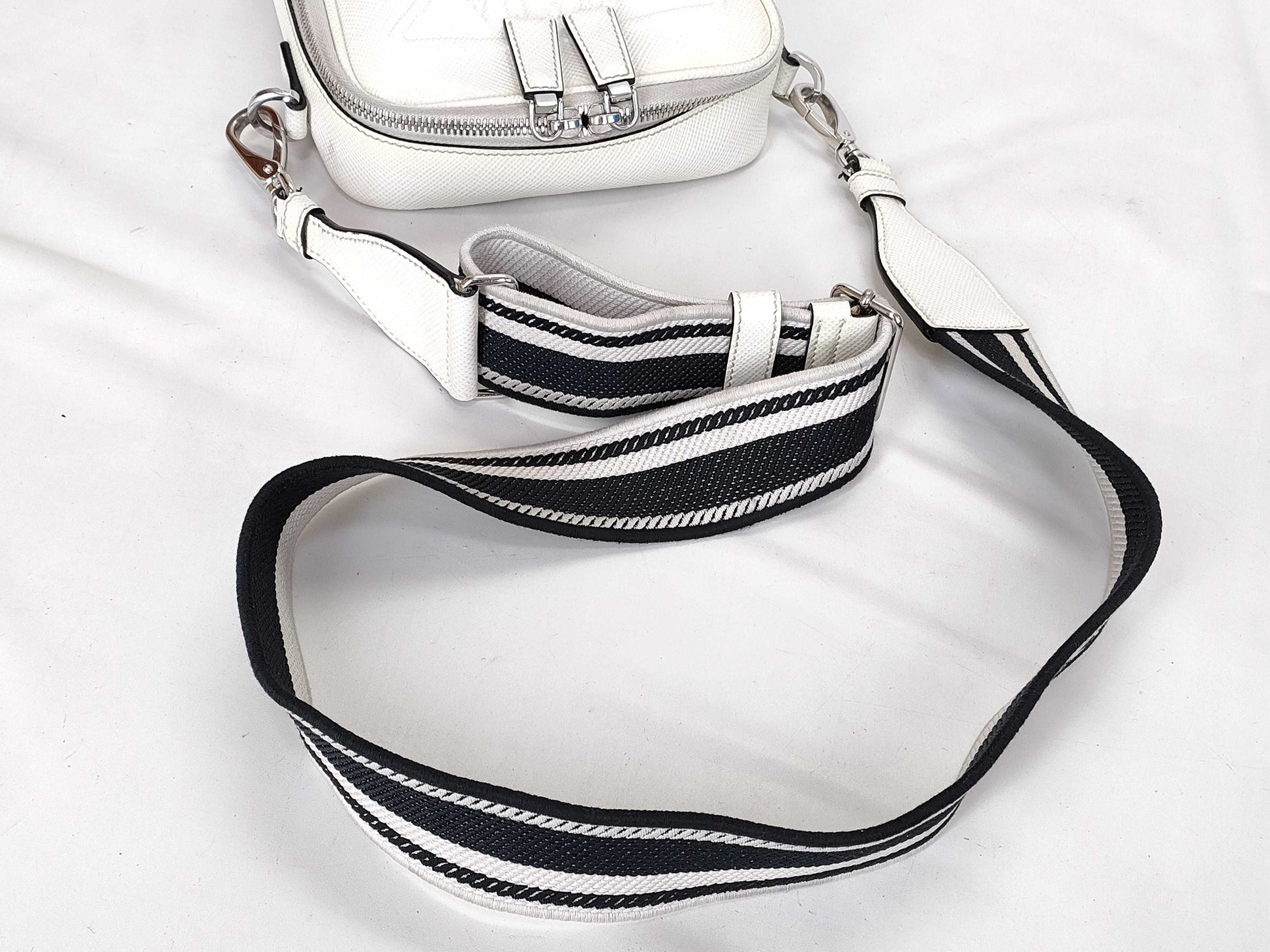 PRADA 2VH154 Saffiano White Shoulder Bag
