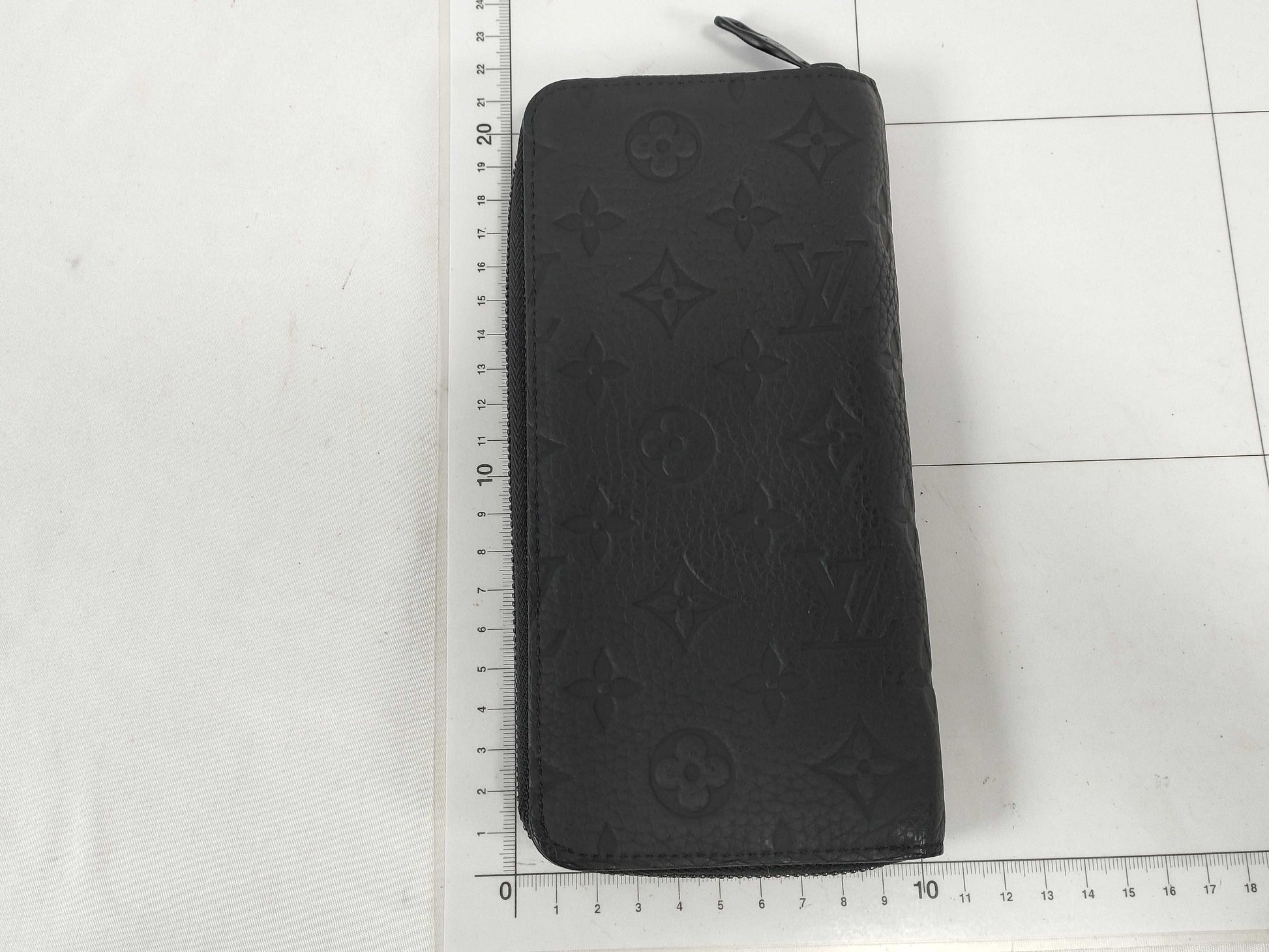 LOUIS VUITTON Monogram Empreinte LV M69047 Zippy Wallet Vertical Monogram Empreinte Black Wallet