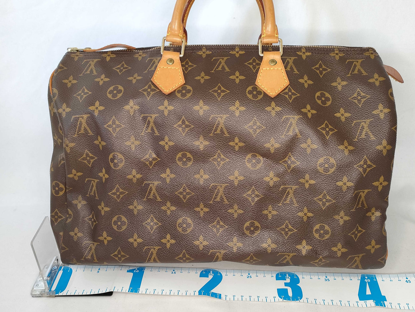 LOUIS VUITTON Monogram LV Speedy 40 Handbag