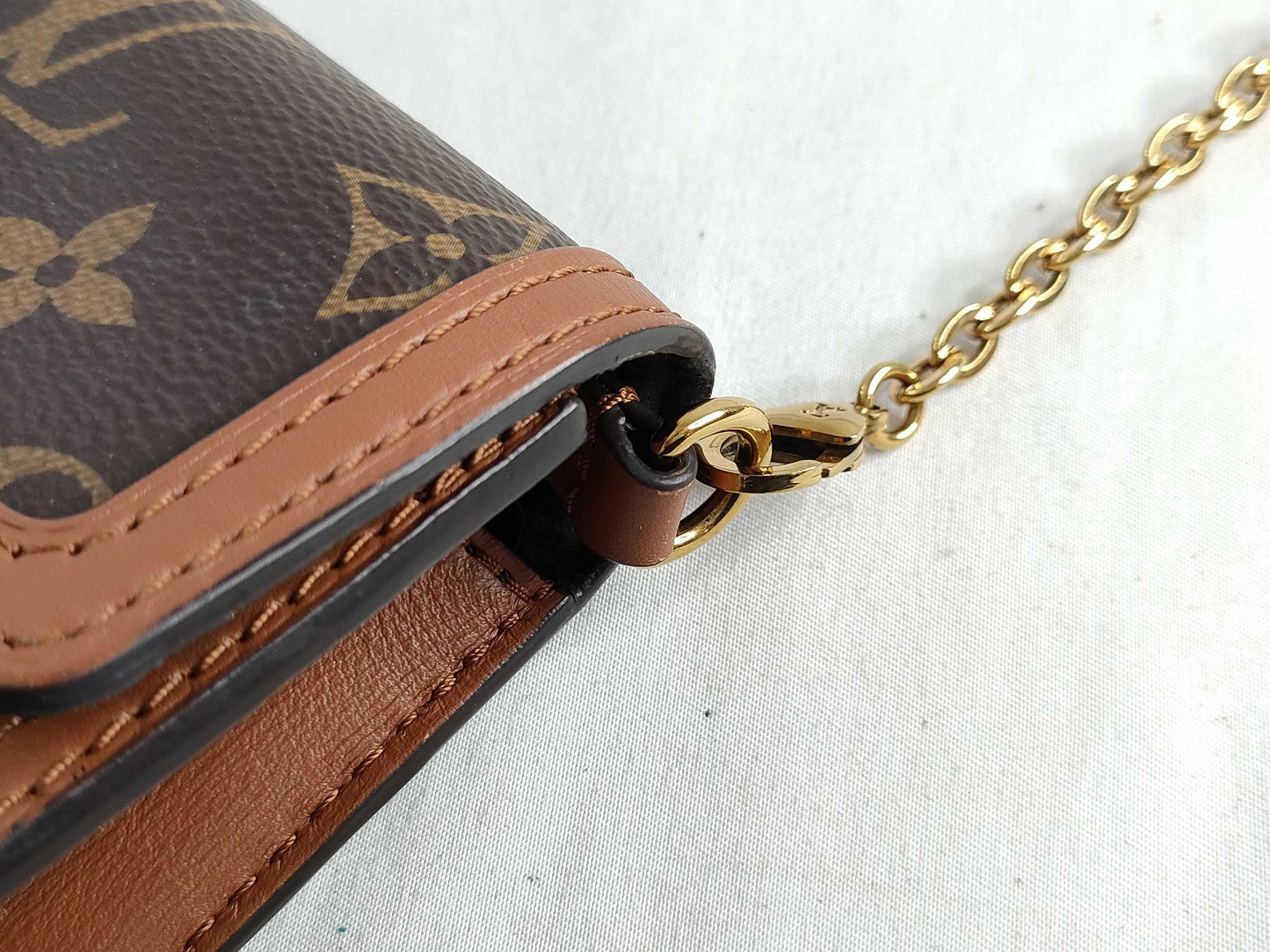 LOUIS VUITTON Portefeuille Dauphine M68746 Shoulder Bag