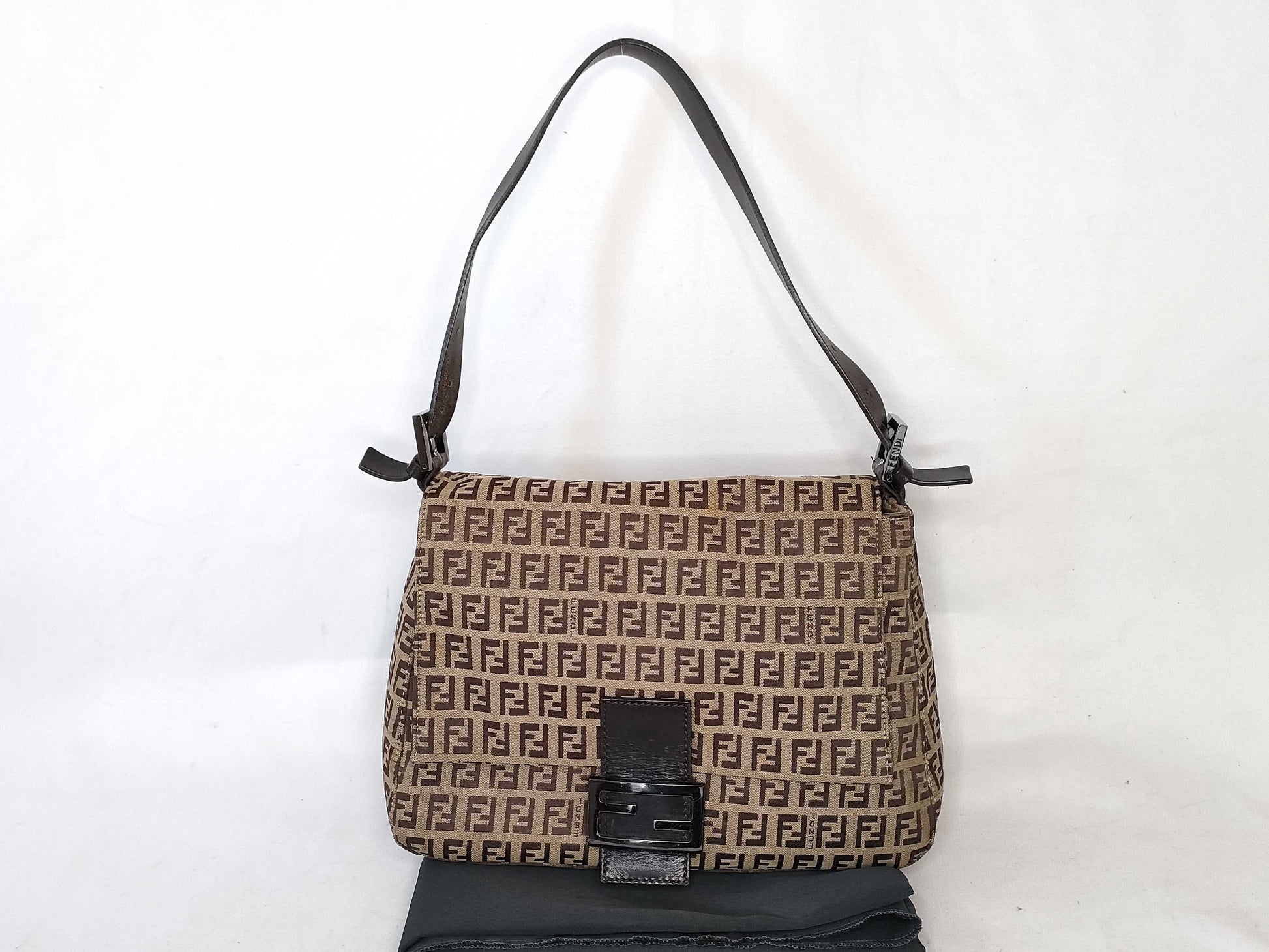 FENDI Mamma Bucket Zucchino Handbag