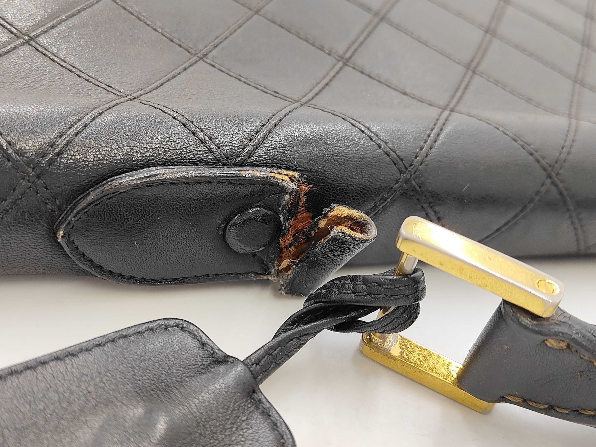 CHANEL Lambskin Bicolor Business Bag Seal Business Bag