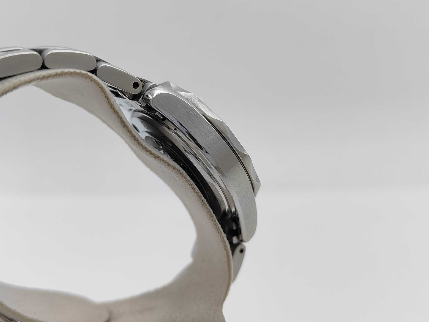 OMEGA 2224.80 59829960 Quartz Women's Watch