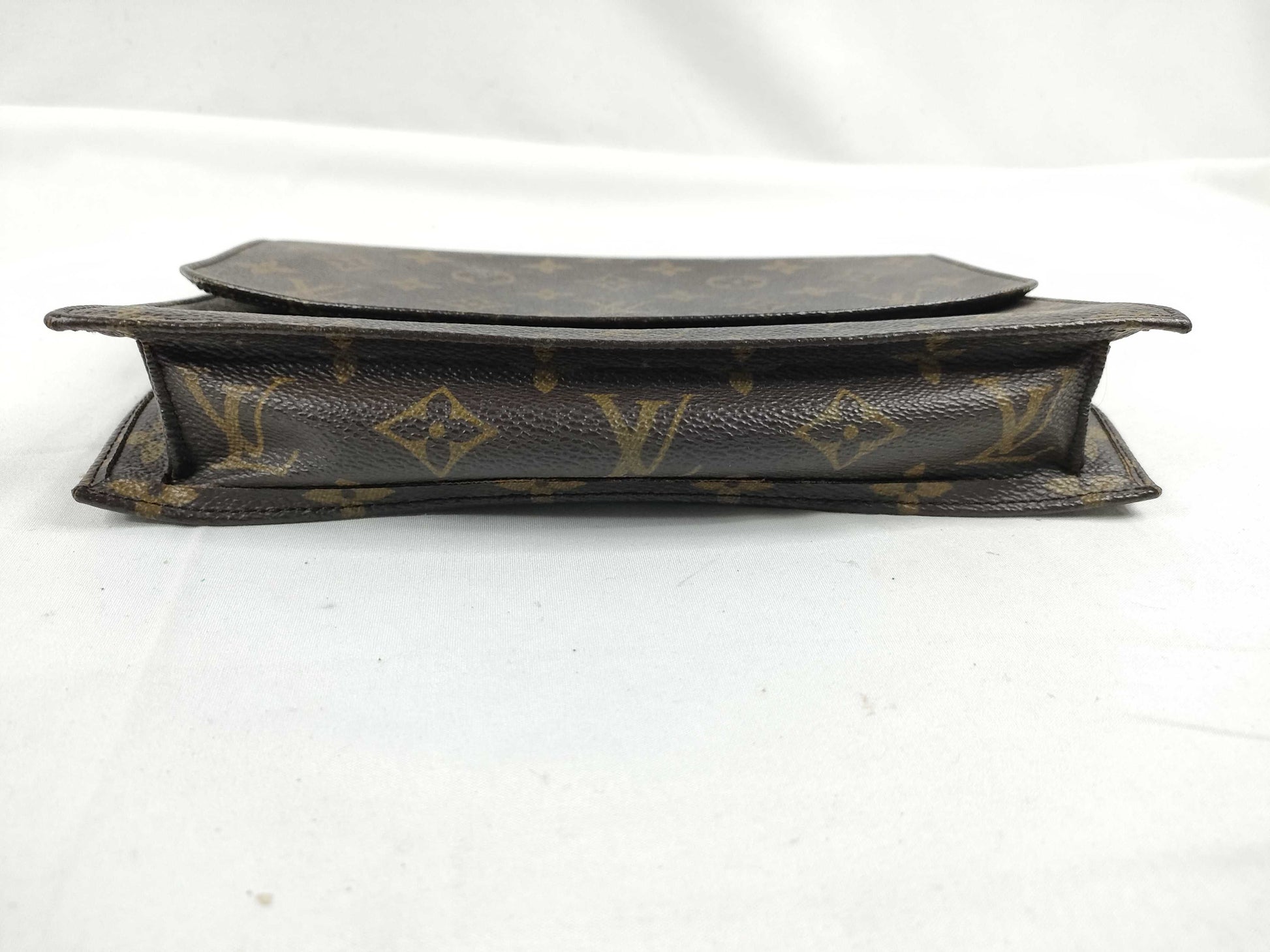 LOUIS VUITTON Monogram Pochette Lava 23 M51931 Pouch