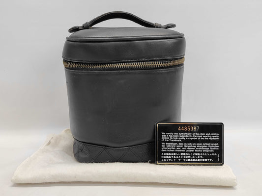 CHANEL Vanity Bag Black Vanity Bag