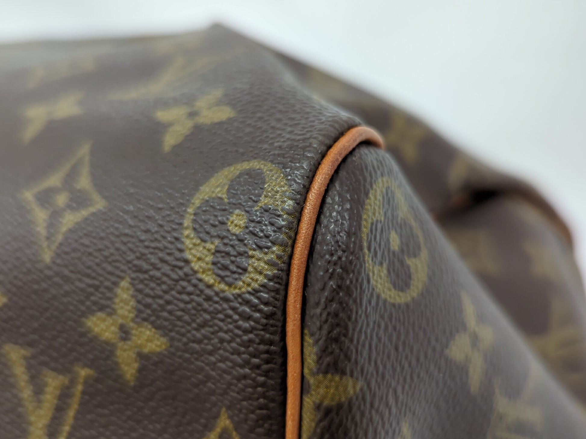 LOUIS VUITTON M41522 Monogram Speedy 40 Handbag