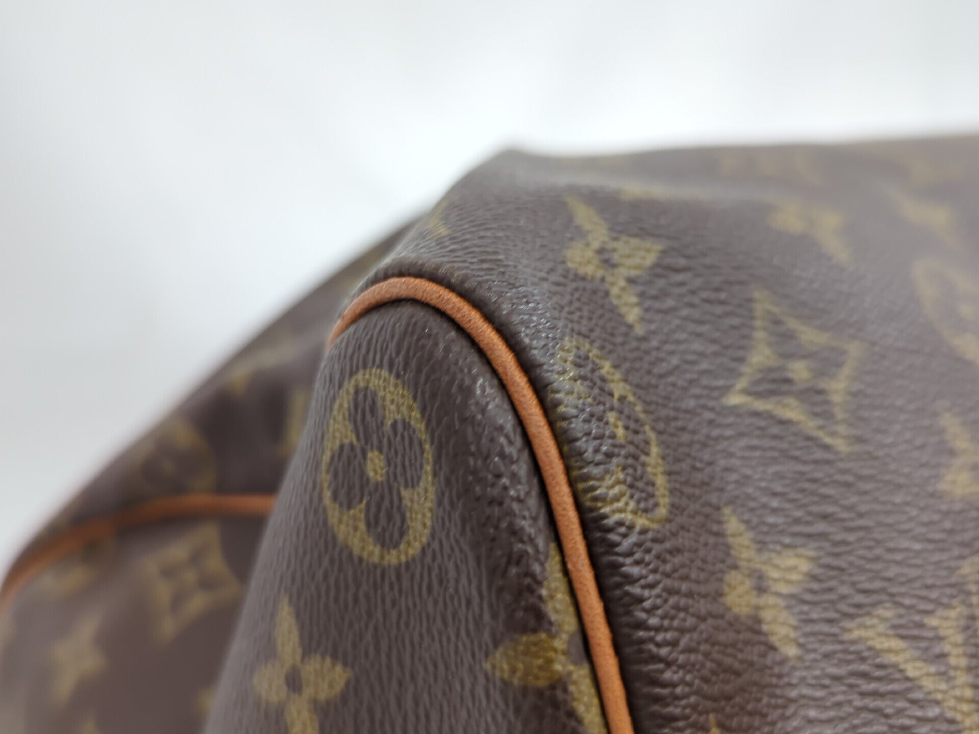 LOUIS VUITTON M41522 Monogram Speedy 40 Handbag
