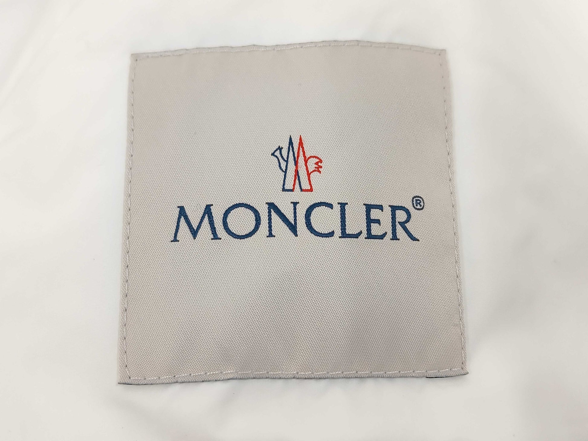 MONCLER Mountain Parka White Jacket