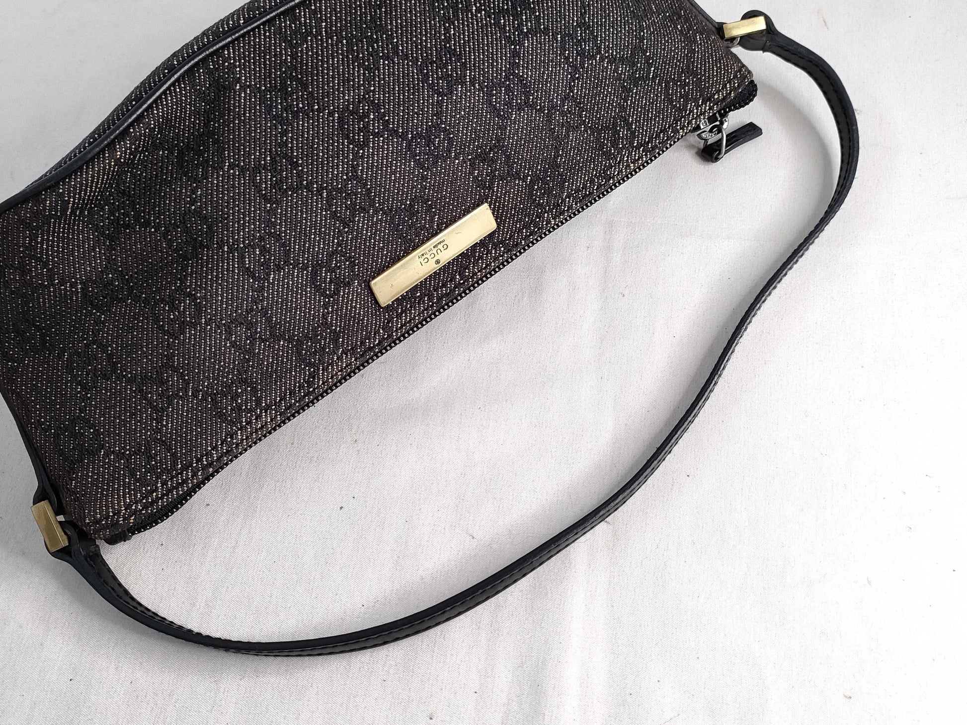 GUCCI GG Canvas GUCCI Accessory Pouch Handbag