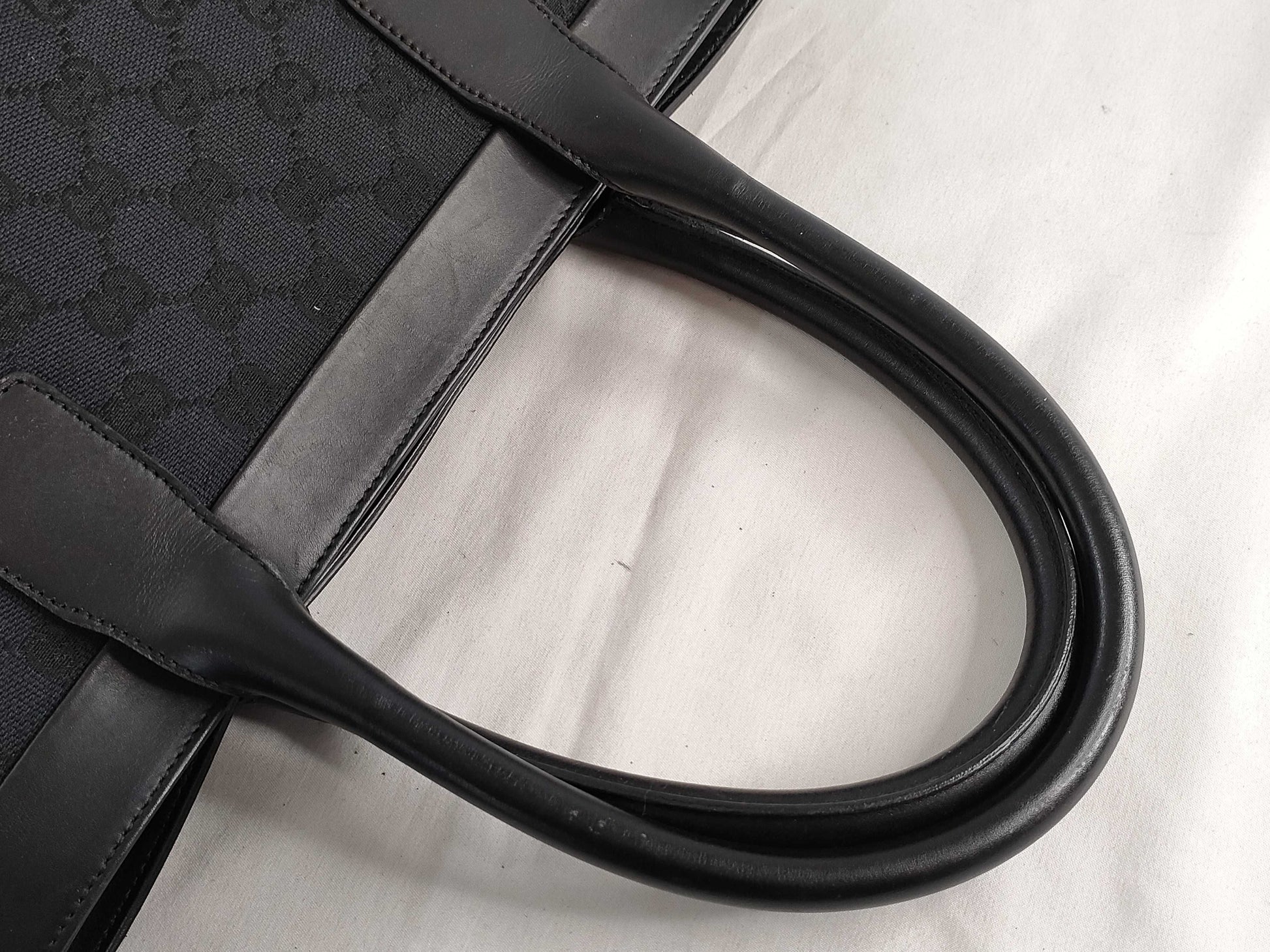 GUCCI GG Canvas Tote Bag