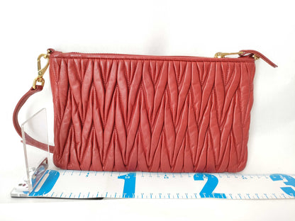 Miu Miu Miu Miu Matelasse Crossbody Leather/Red Shoulder Bag