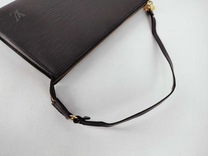 LOUIS VUITTON Epi LOUIS VUITTON M52942 Epi Pochette Accessoires Noir Pouch