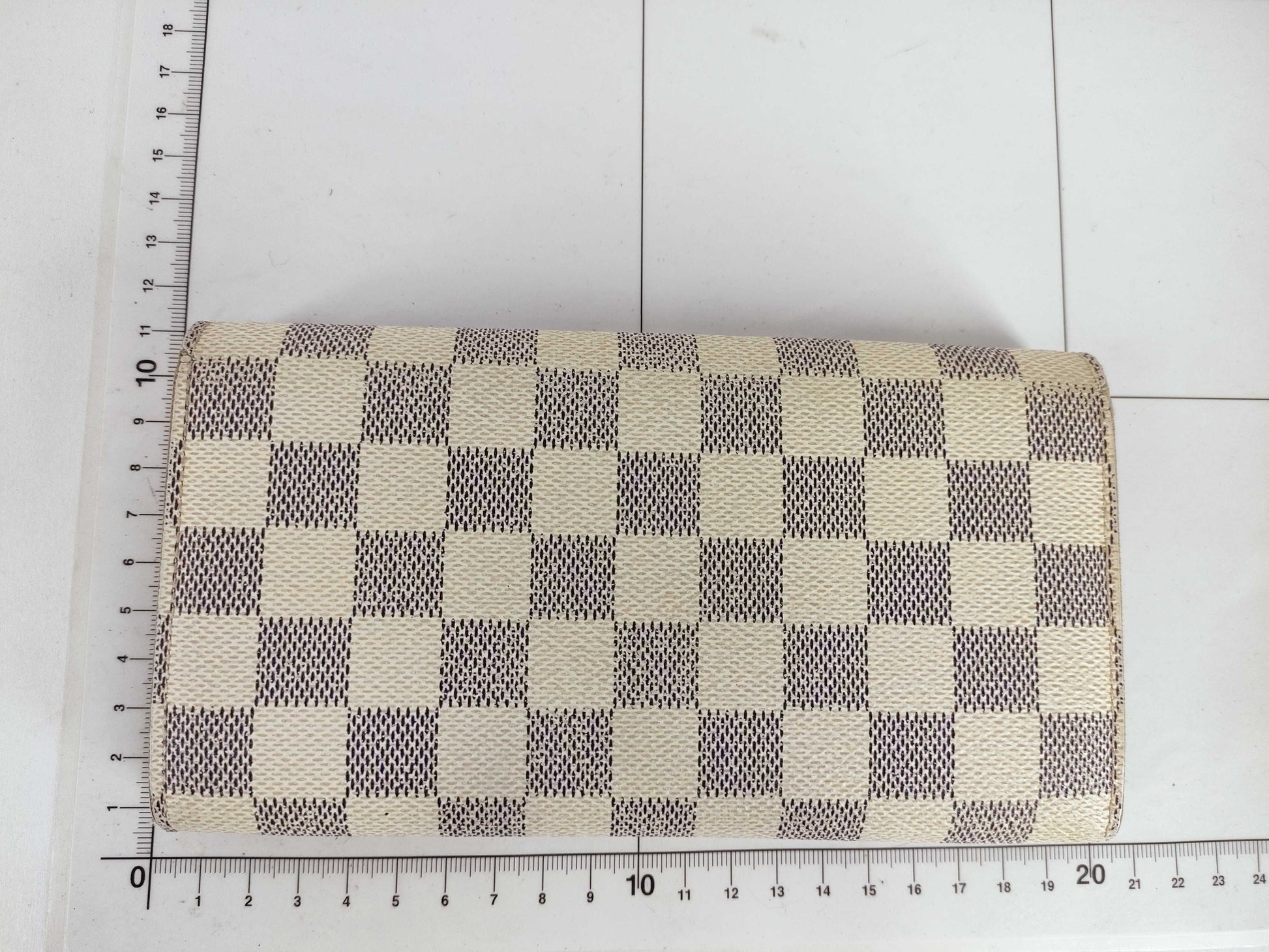 LOUIS VUITTON Damier Azur LOUIS VUITTON Damier Azur Sarah Portefeuille N61735 Wallet