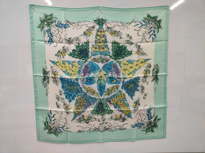 HERMES Carré 90 Scarf