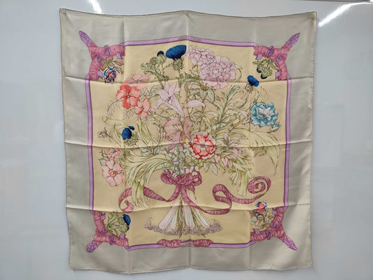 HERMES Carré 90 Scarf