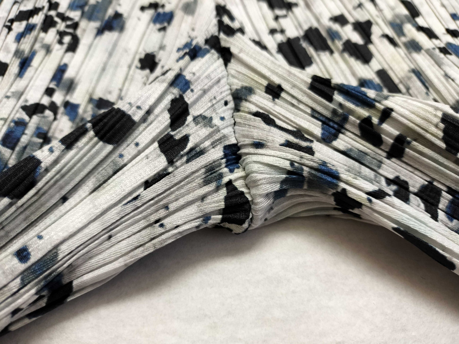 PLEATS PLEASE ISSEY MIYAKE PLEATS PLEASE Pants