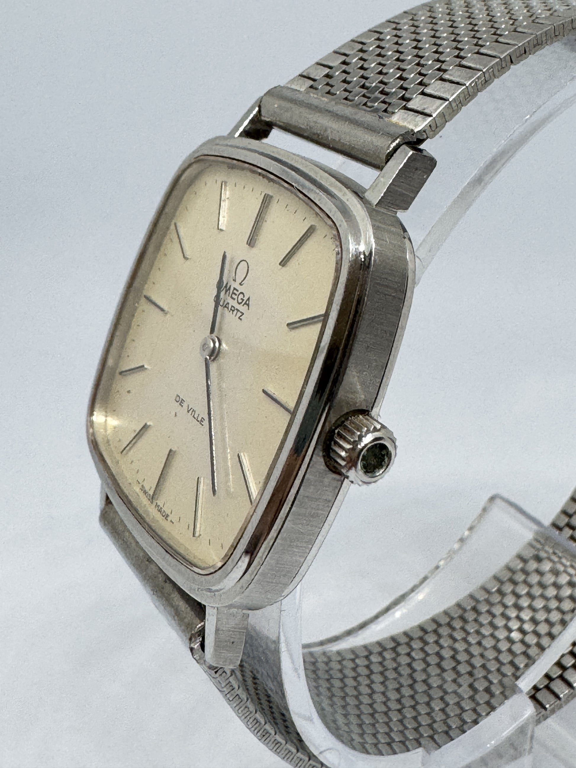 OMEGA Devil Quartz Unmoving Men's Watch