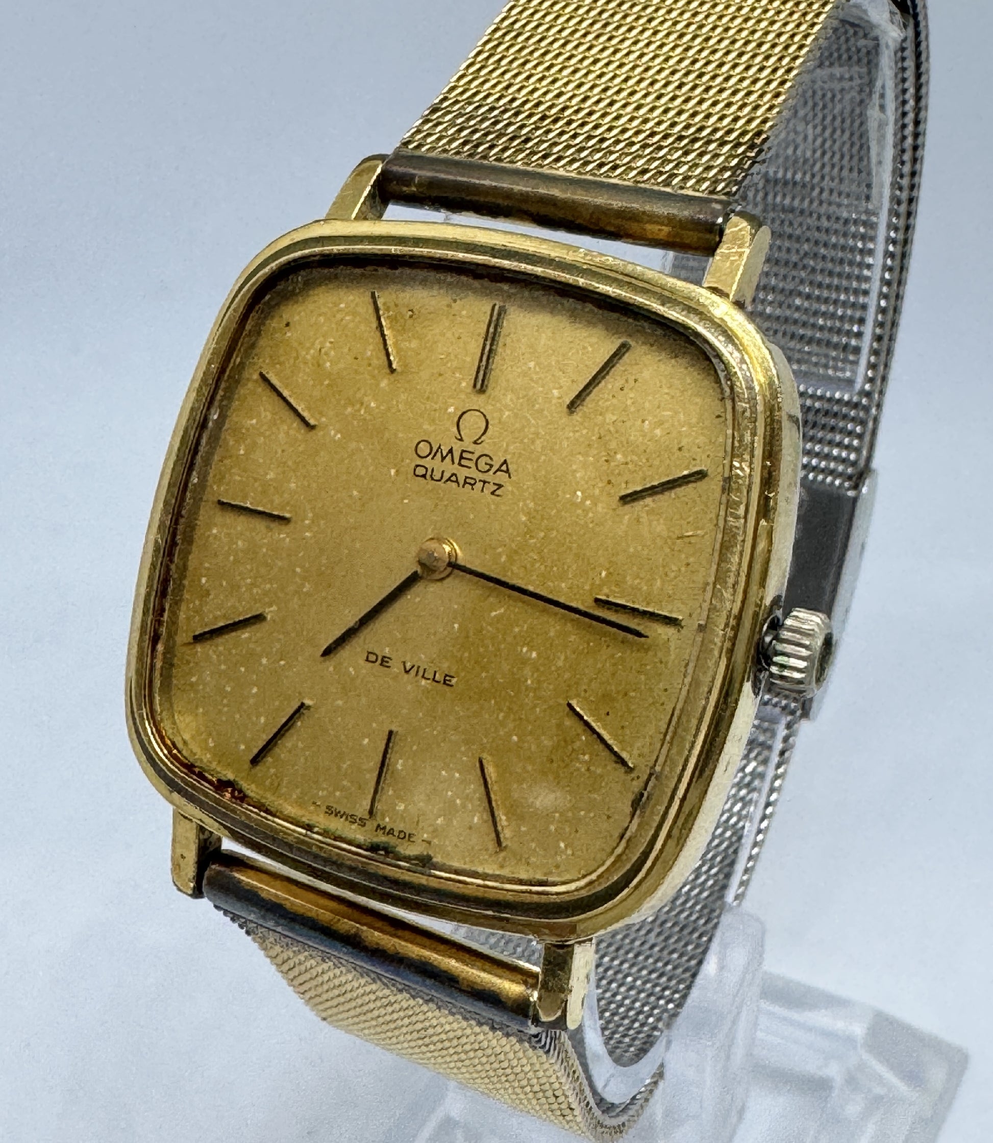 OMEGA Devil Quartz Unmoving Men's Watch