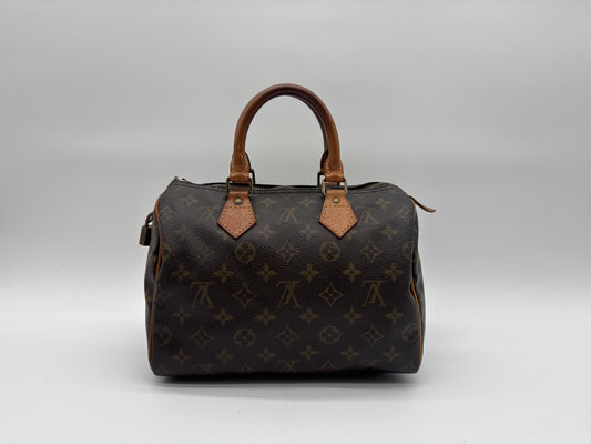 LOUIS VUITTON Speedy 25 Monogram Leather Handbag