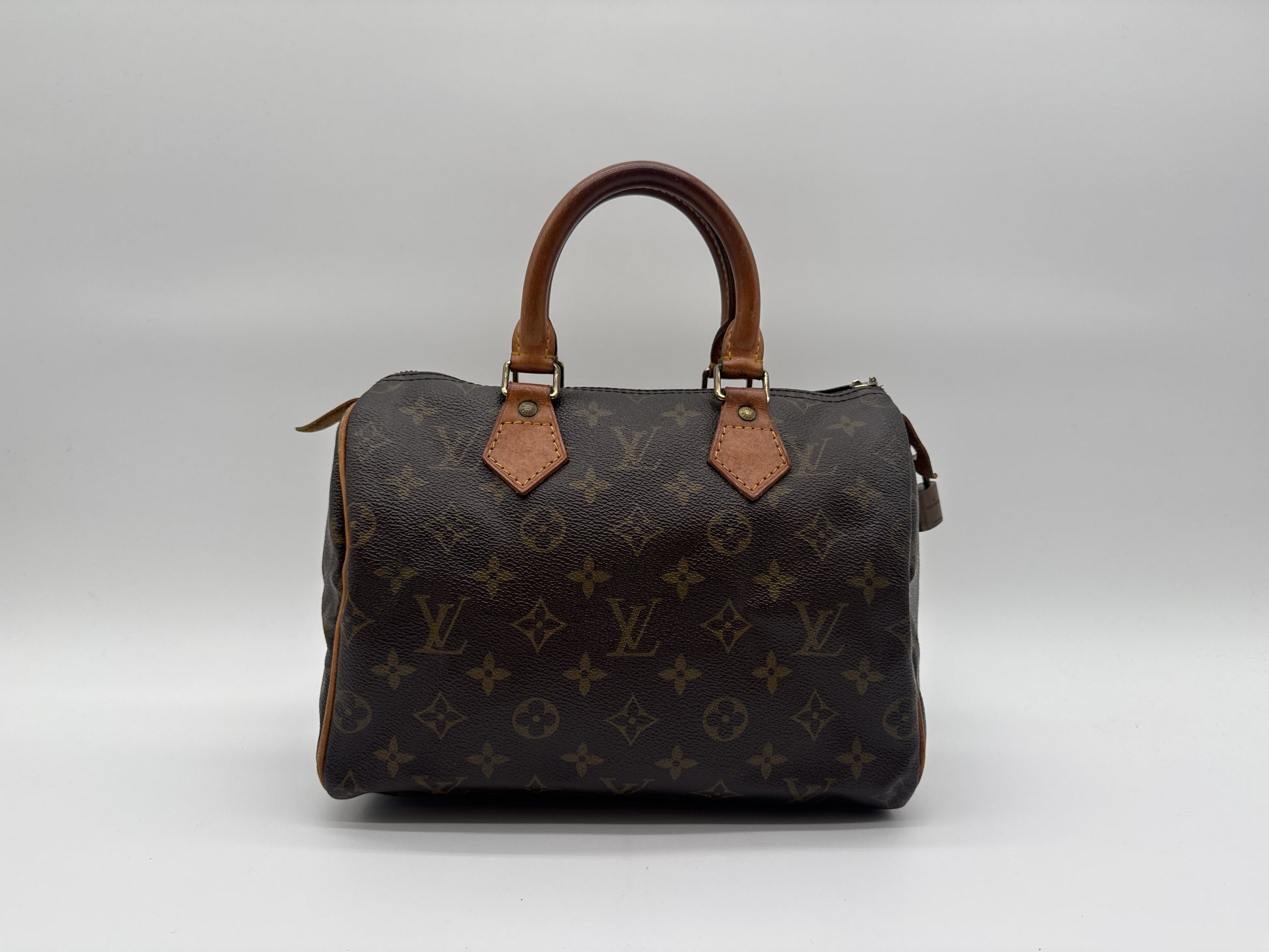 LOUIS VUITTON Speedy 25 Monogram Leather Handbag