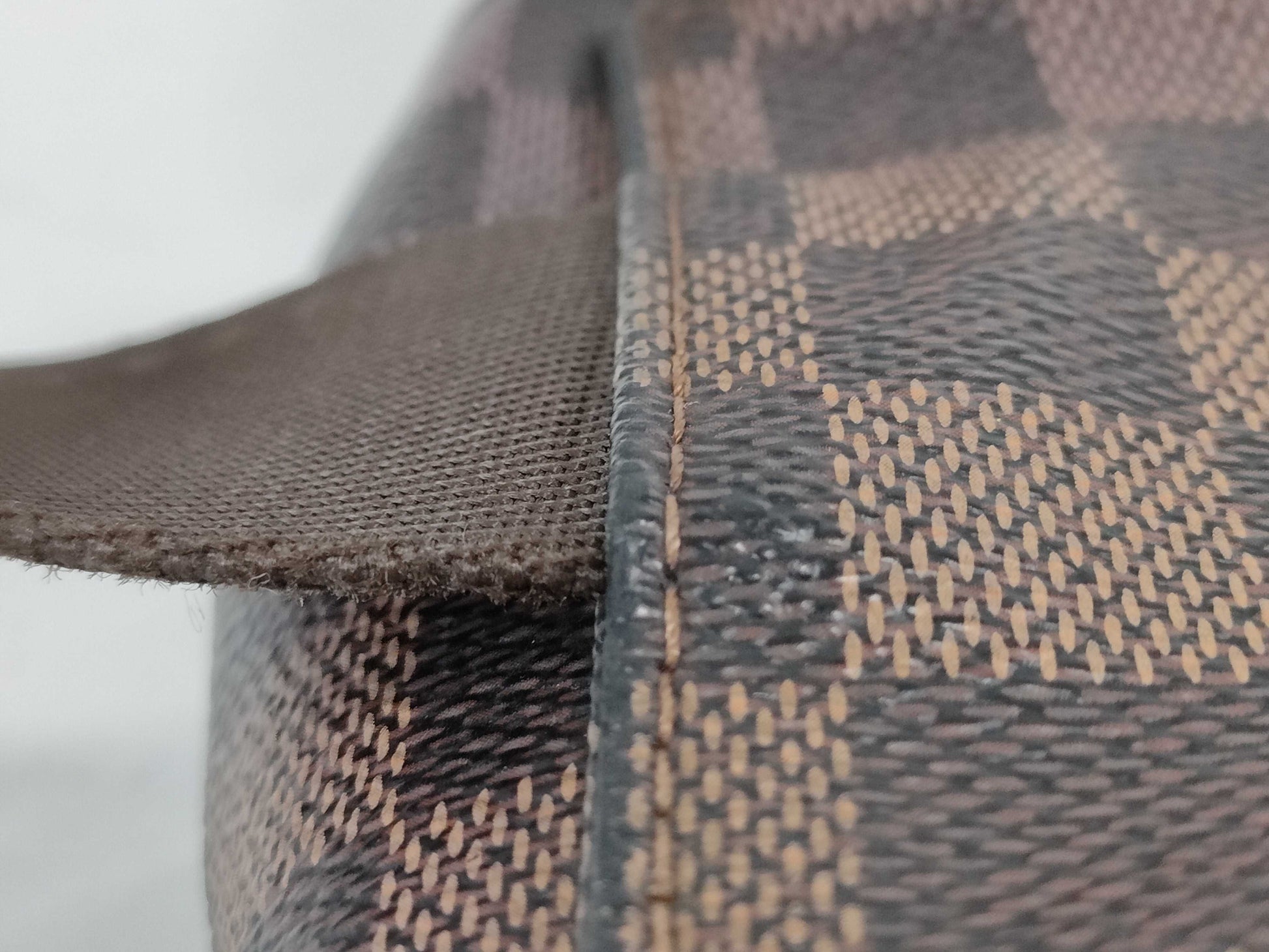 LOUIS VUITTON Damier LOUIS VUITTON Geronimos Damier Waist Bag