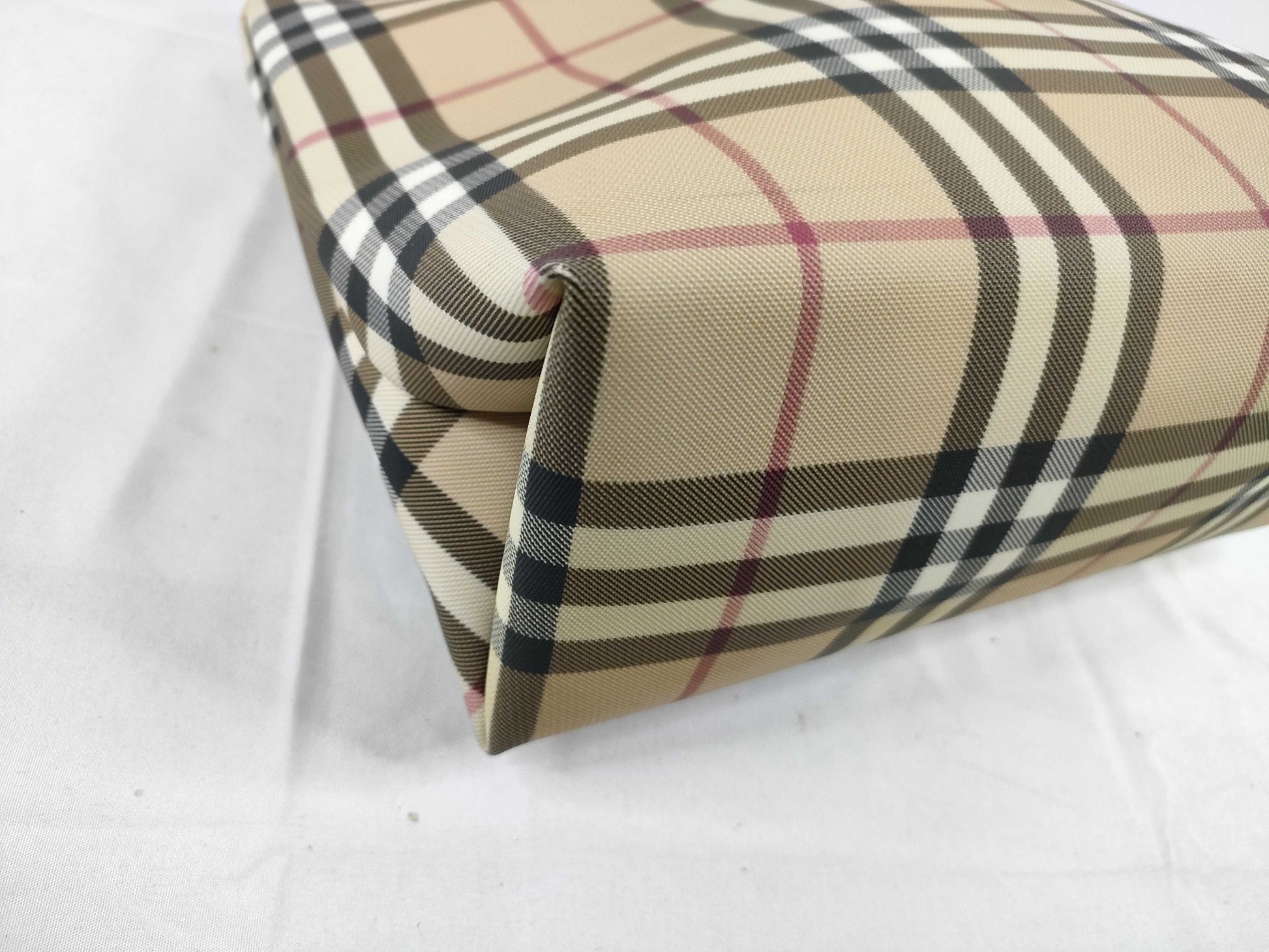 BURBERRY Nova Check Handbag