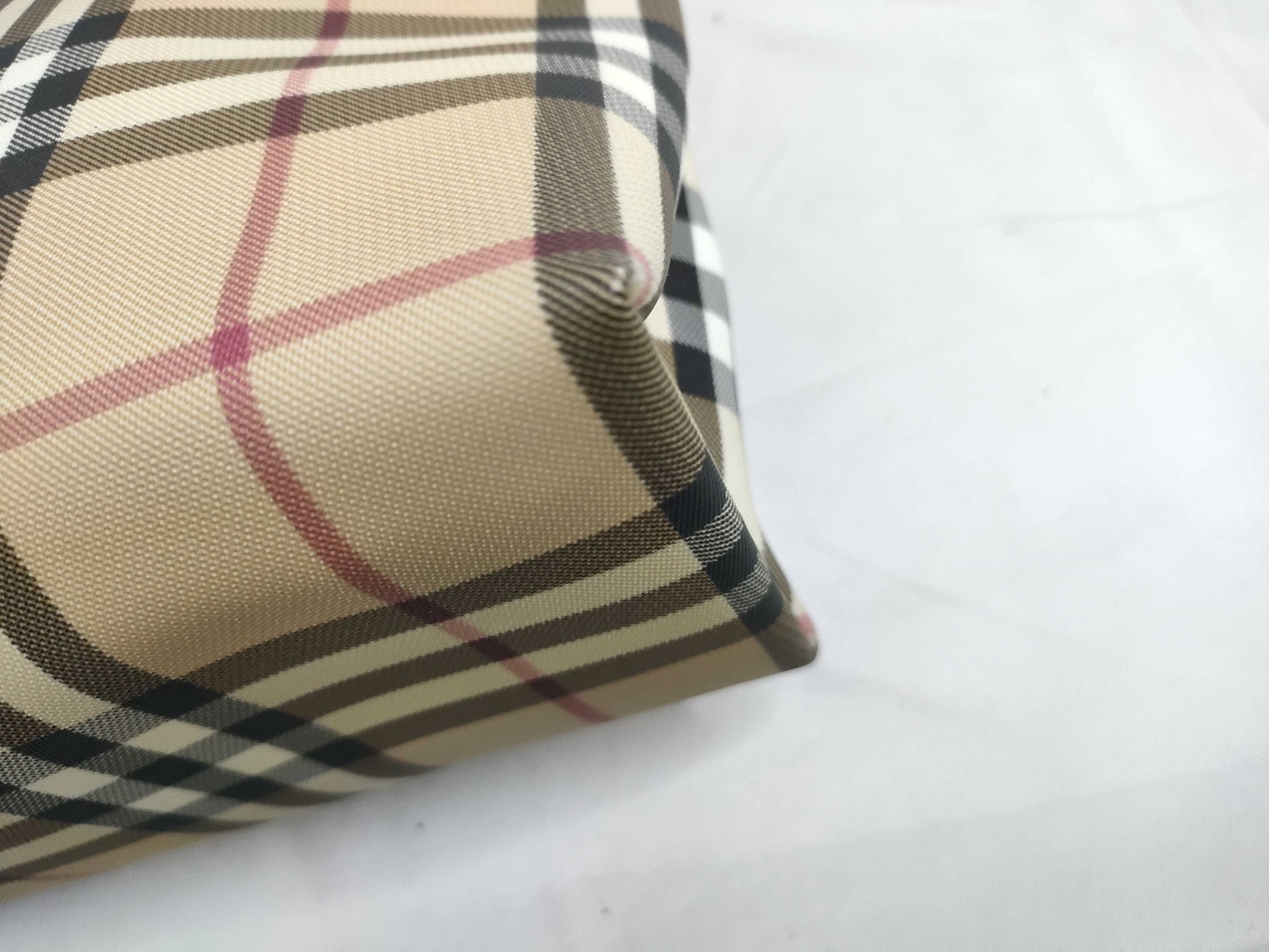 BURBERRY Nova Check Handbag