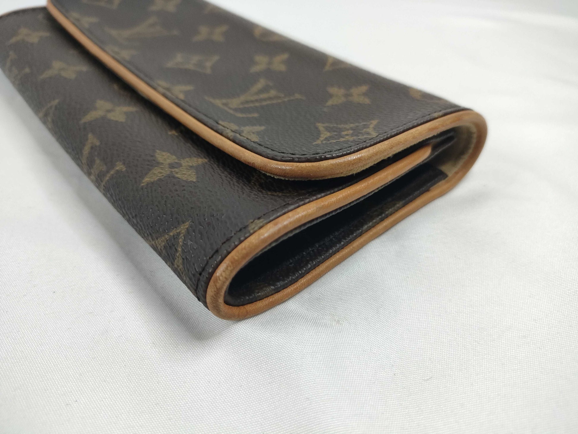 LOUIS VUITTON Monogram Louis Vuitton Monogram Pattern Pochette Twin PM Pouch