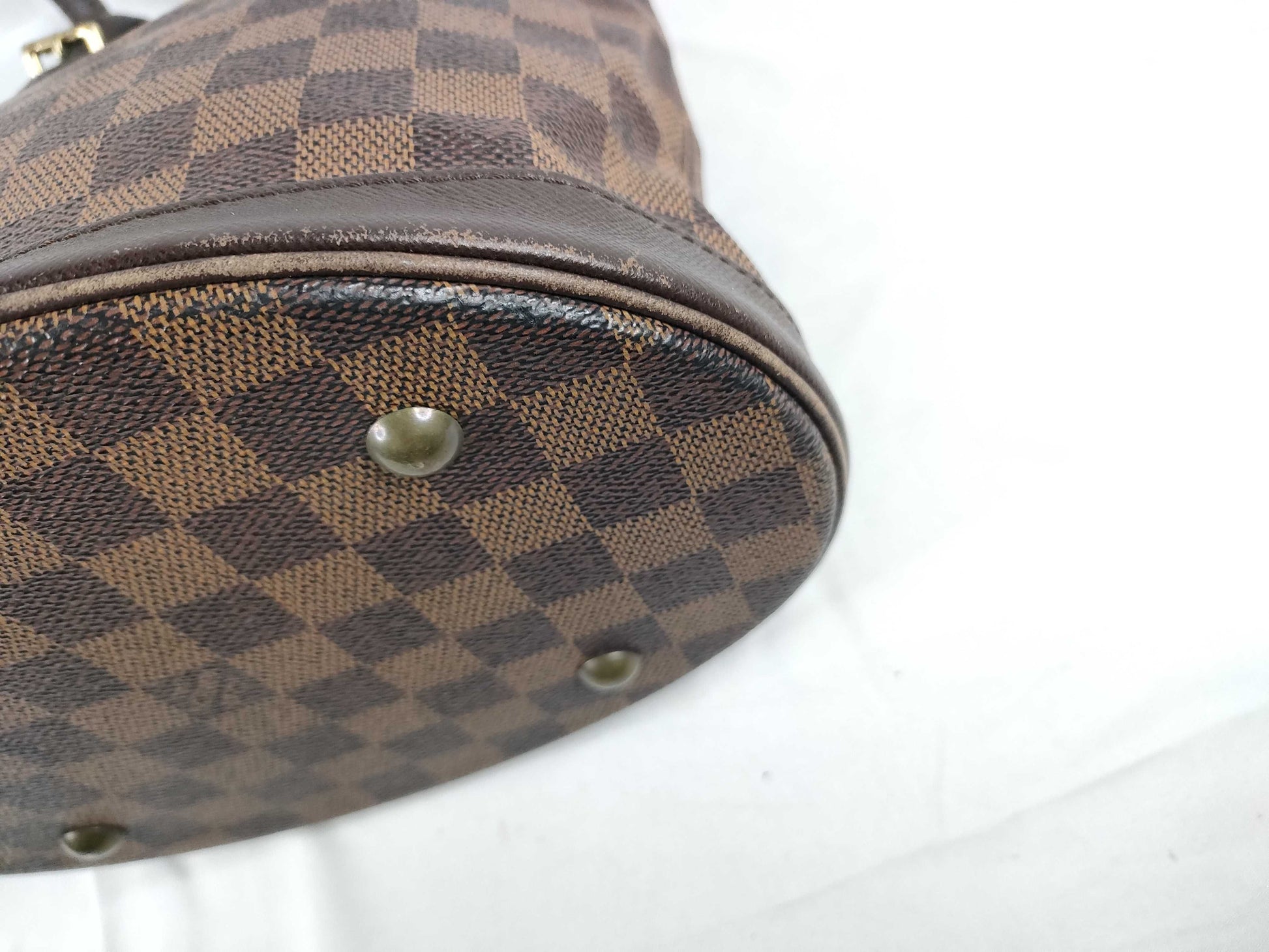 LOUIS VUITTON Damier Louis Vuitton Damier Shoulder Bag