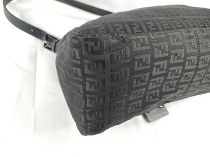 FENDI Mamma Bucket Shoulder Bag