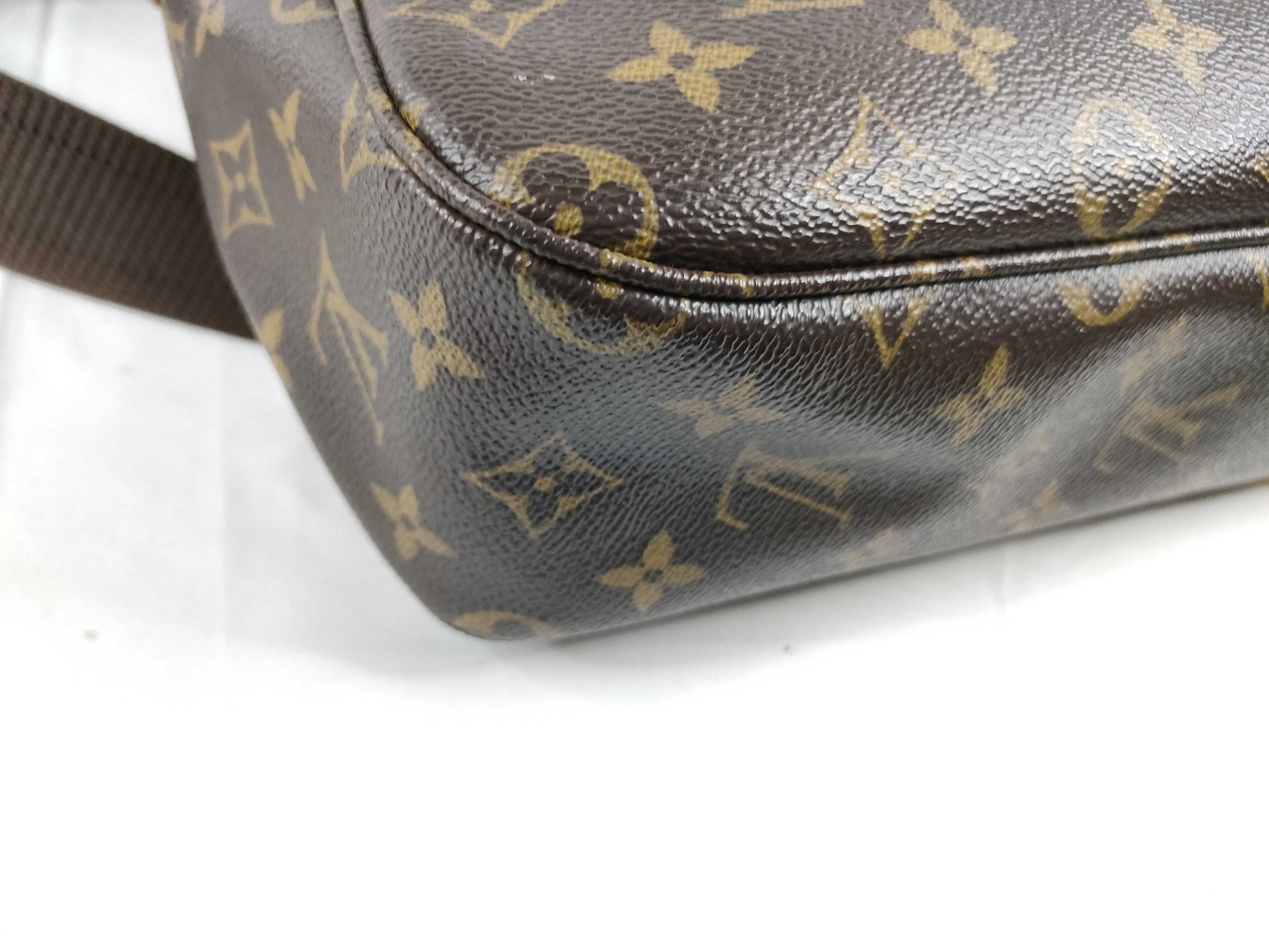 LOUIS VUITTON Monogram Sac Bosphore Monogram Handbag, PVC Leather, Brown, M40043 Shoulder Bag